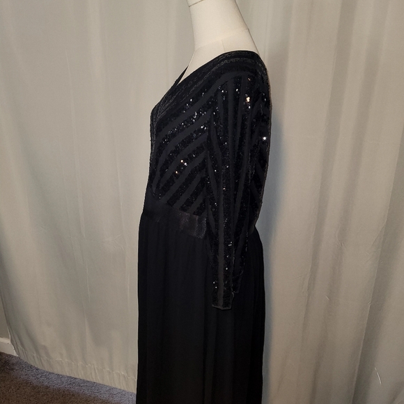 NWT Dress - Picture 9 of 11